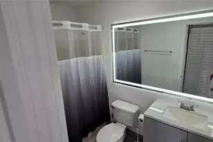 8011 Southgate Blvd, Pompano Beach, FL 33068 - Photo 45