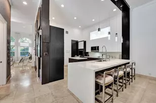 13763 NW 18th Ct, Pembroke Pines, FL 33028 - Photo 35