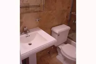 1470 N Dixie Hwy, Fort Lauderdale, FL 33304 - Photo 7