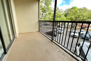 9517 Fontainebleau Blvd, Miami, FL 33172 - Photo 9