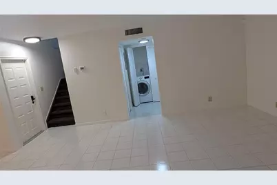 2372 NW 39th Avenue, Coconut Creek, FL 33066 - Photo 9