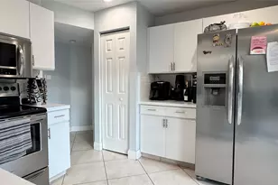 5641 Coach House Cir, Boca Raton, FL 33486 - Photo 9