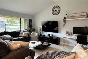 5641 Coach House Cir, Boca Raton, FL 33486 - Photo 3