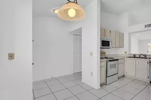 7663 Trent Dr, Tamarac, FL 33321 - Photo 7