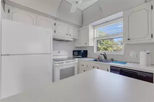 176 Westbury J, Deerfield Beach, FL 33442 - Photo 9