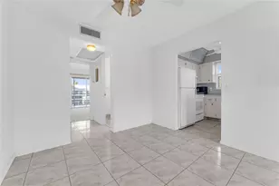 176 Westbury J, Deerfield Beach, FL 33442 - Photo 11