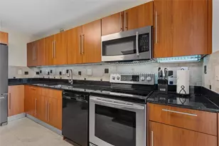 3001 S Ocean Dr, Hollywood, FL 33019 - Photo 21