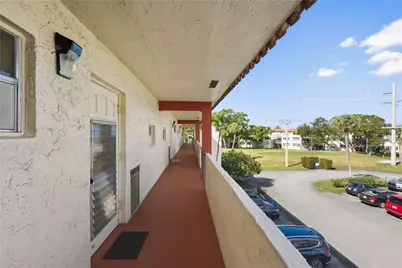 691 S Hollybrook Drive #304, Pembroke Pines, FL 33025 - Photo 23