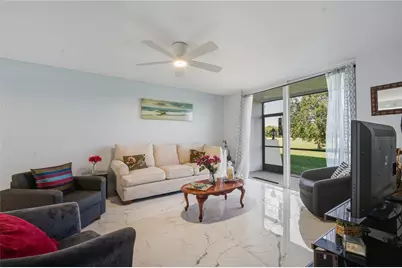 9611 N Hollybrook Lake Drive #101, Pembroke Pines, FL 33025 - Photo 9