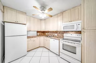 2601 S Course Dr, Pompano Beach, FL 33069 - Photo 33