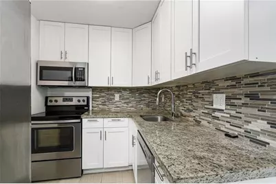 883 NE 33rd Street, Oakland Park, FL 33334 - Photo 15