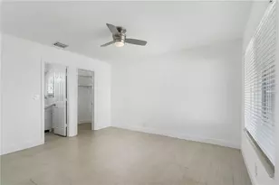 883 NE 33rd St, Fort Lauderdale, FL 33334 - Photo 9