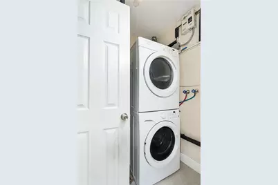 883 NE 33rd Street, Oakland Park, FL 33334 - Photo 13