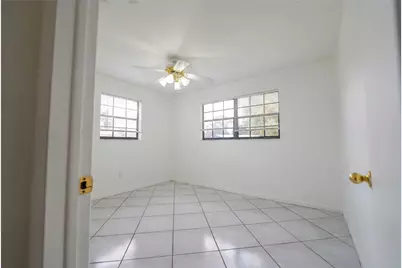 2064 E Carol Circle, West Palm Beach, FL 33415 - Photo 9