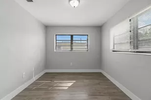 18000 NW 6th Ct, Miami, FL 33169 - Photo 17