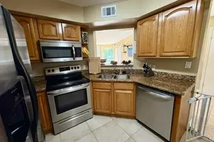 2371 NW 33rd St, Oakland Park, FL 33309 - Photo 17