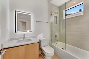 812 SE 12th St, Fort Lauderdale, FL 33316 - Photo 47