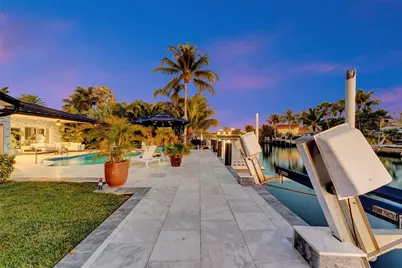 2116 NE 25th Street, Wilton Manors, FL 33305 - Photo 61