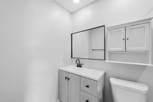 301 N Pine Island Rd, Plantation, FL 33324 - Photo 19