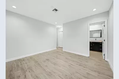 242 Lombardy Avenue, Fort Lauderdale, FL 33308 - Photo 9