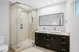 242 Lombardy Ave, Fort Lauderdale, FL 33308 - Photo 11