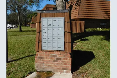 2545 Camelot Court #2545, Hollywood, FL 33026 - Photo 9