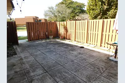 2545 Camelot Court #2545, Hollywood, FL 33026 - Photo 11