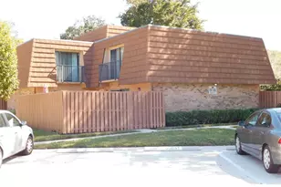 2545 Camelot Ct, Hollywood, FL 33026 - Photo 1