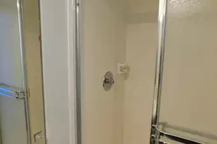 2545 Camelot Ct, Hollywood, FL 33026 - Photo 27