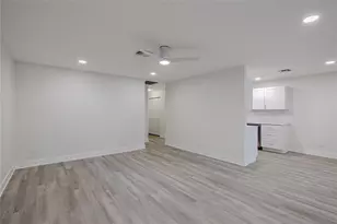 8555 24th St, Vero Beach, FL 32966 - Photo 9