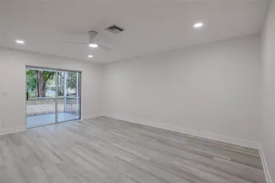 8555 24th Street, Vero Beach, FL 32966 - Photo 7