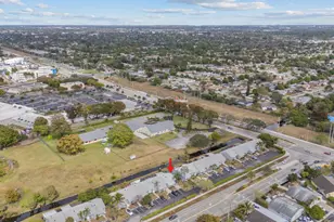 7201 Tam Oshanter Blvd, Pompano Beach, FL 33068 - Photo 23