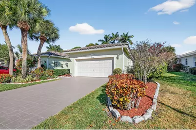 10664 Royal Caribbean Circle #10664, Boynton Beach, FL 33437 - Photo 3