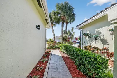 10664 Royal Caribbean Circle #10664, Boynton Beach, FL 33437 - Photo 7
