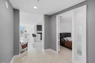 3030 NE 188th St, Aventura, FL 33180 - Photo 7