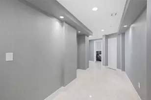 3030 NE 188th St, Aventura, FL 33180 - Photo 5