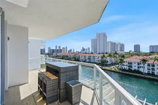 3030 NE 188th St, Aventura, FL 33180 - Photo 43