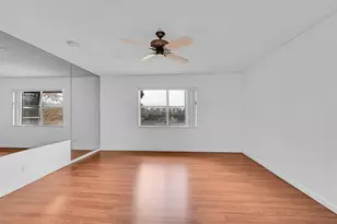 6301 N Falls Cir Dr, Lauderhill, FL 33319 - Photo 29