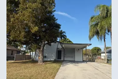 810 SW 5th Avenue, Delray Beach, FL 33444 - Photo 1