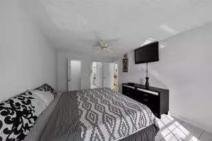 6253 Bay Club Dr, Fort Lauderdale, FL 33308 - Photo 27