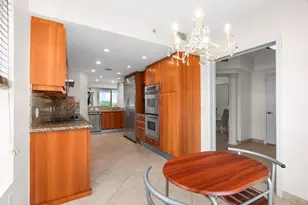 2051 SE 3rd St, Deerfield Beach, FL 33441 - Photo 5