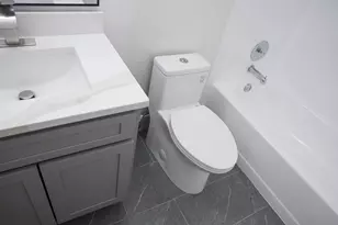 2228 N Cypress Bend Dr, Pompano Beach, FL 33069 - Photo 11