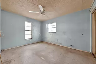 5669 S 35th Ct, Greenacres, FL 33463 - Photo 17