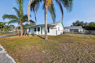 5669 S 35th Ct, Greenacres, FL 33463 - Photo 11