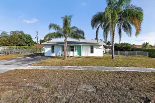5669 S 35th Ct, Greenacres, FL 33463 - Photo 9