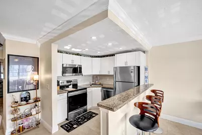 5201 NE 24 #A-203, Fort Lauderdale, FL 33308 - Photo 1