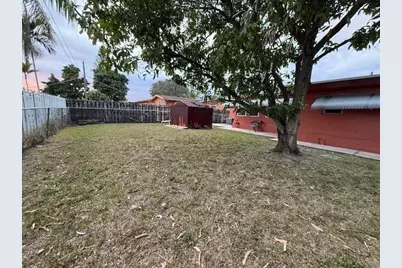 9180 NW 25th Court, Sunrise, FL 33322 - Photo 23