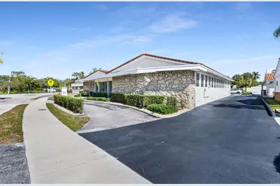 1130 Bayview Drive, Fort Lauderdale, FL 33304 - Photo 11