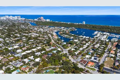 1130 Bayview Drive, Fort Lauderdale, FL 33304 - Photo 5