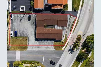 1130 Bayview Drive, Fort Lauderdale, FL 33304 - Photo 3